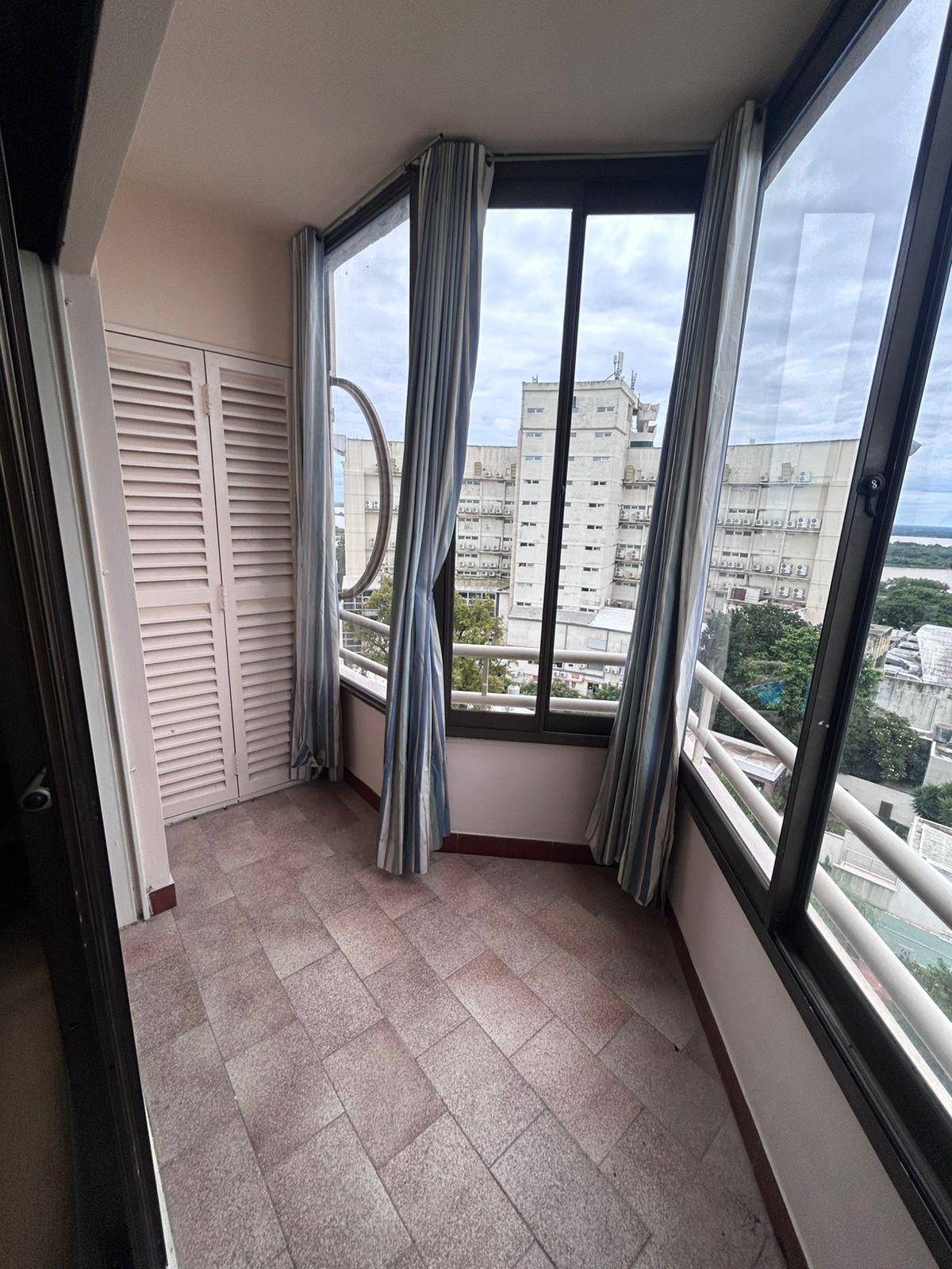 Boulevard Bartolomé Mitre 320