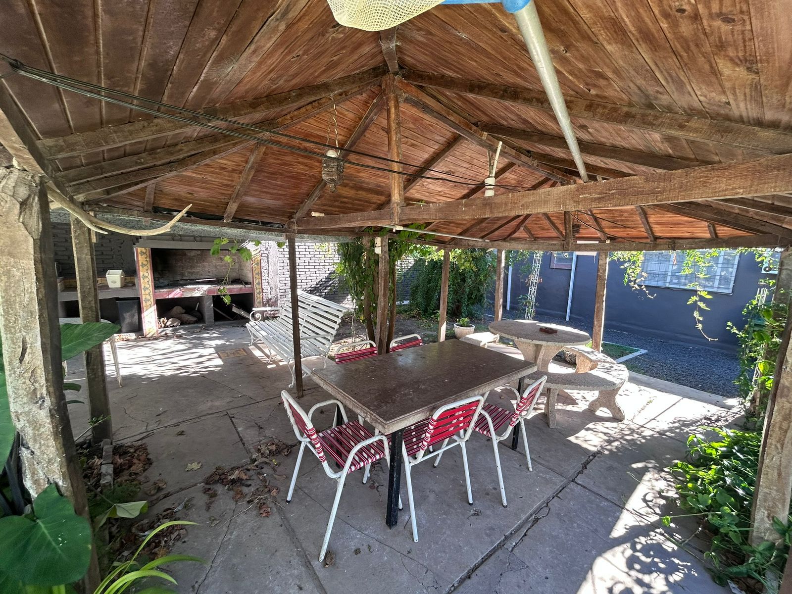 Calle Gobernador Manuel Crespo 3180