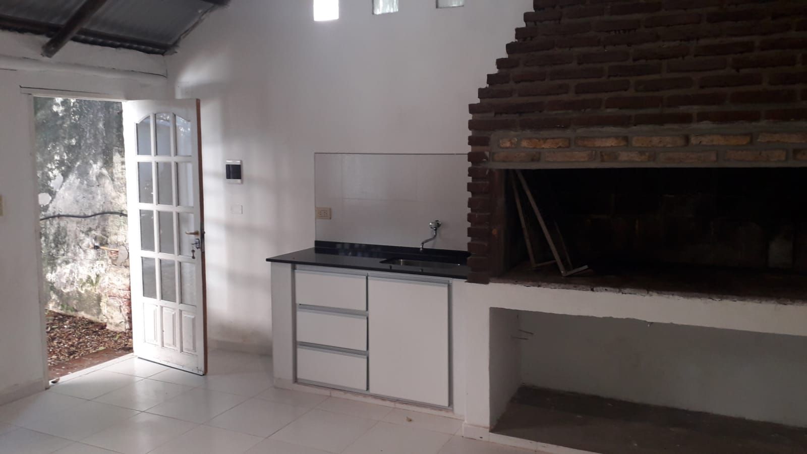 Leandro N. Alem 535