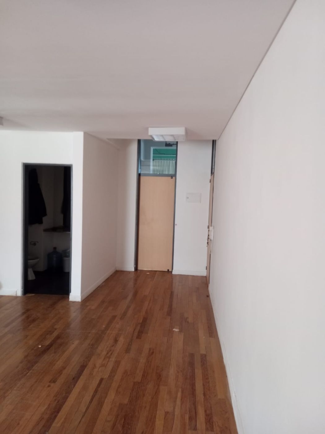 SAN MARTIN Y URQUIZA 906