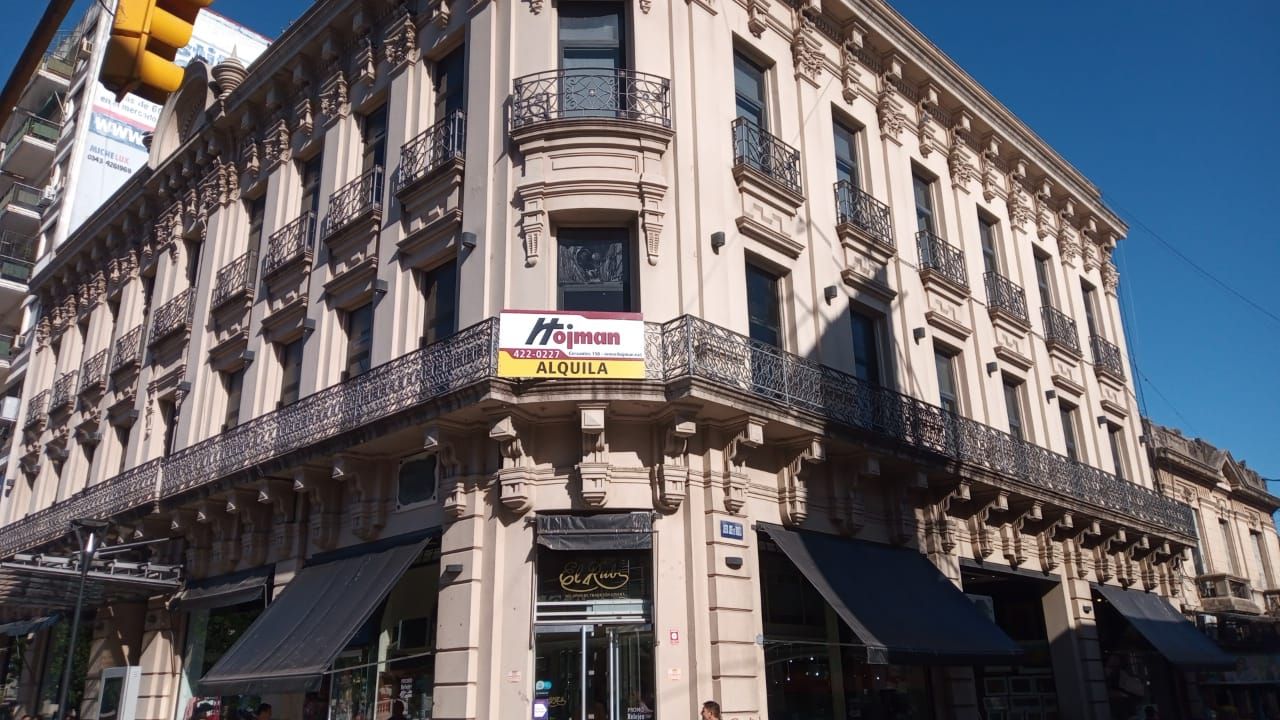SAN MARTIN Y URQUIZA LOCAL 5