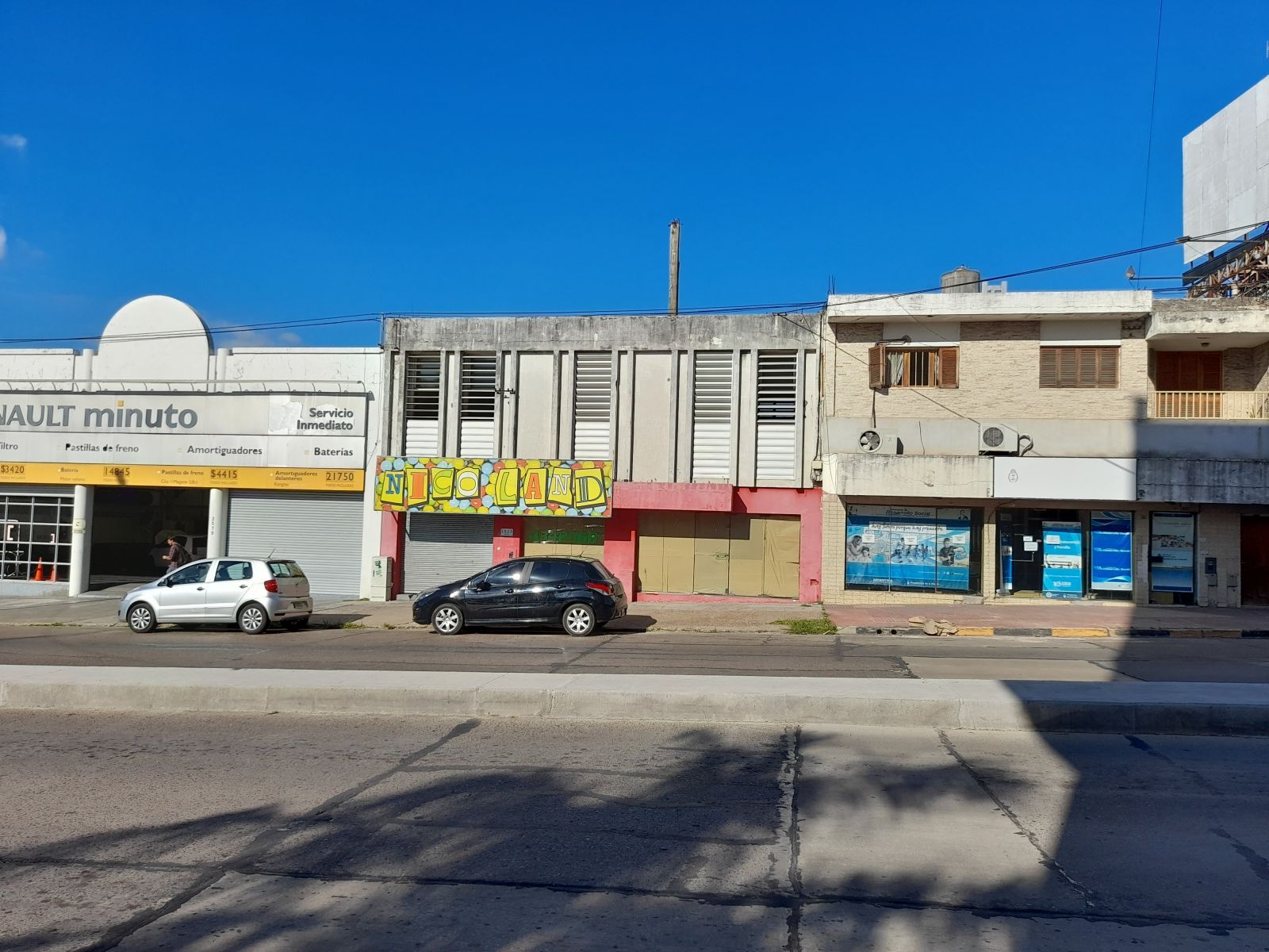 AV. RAMIREZ 2525