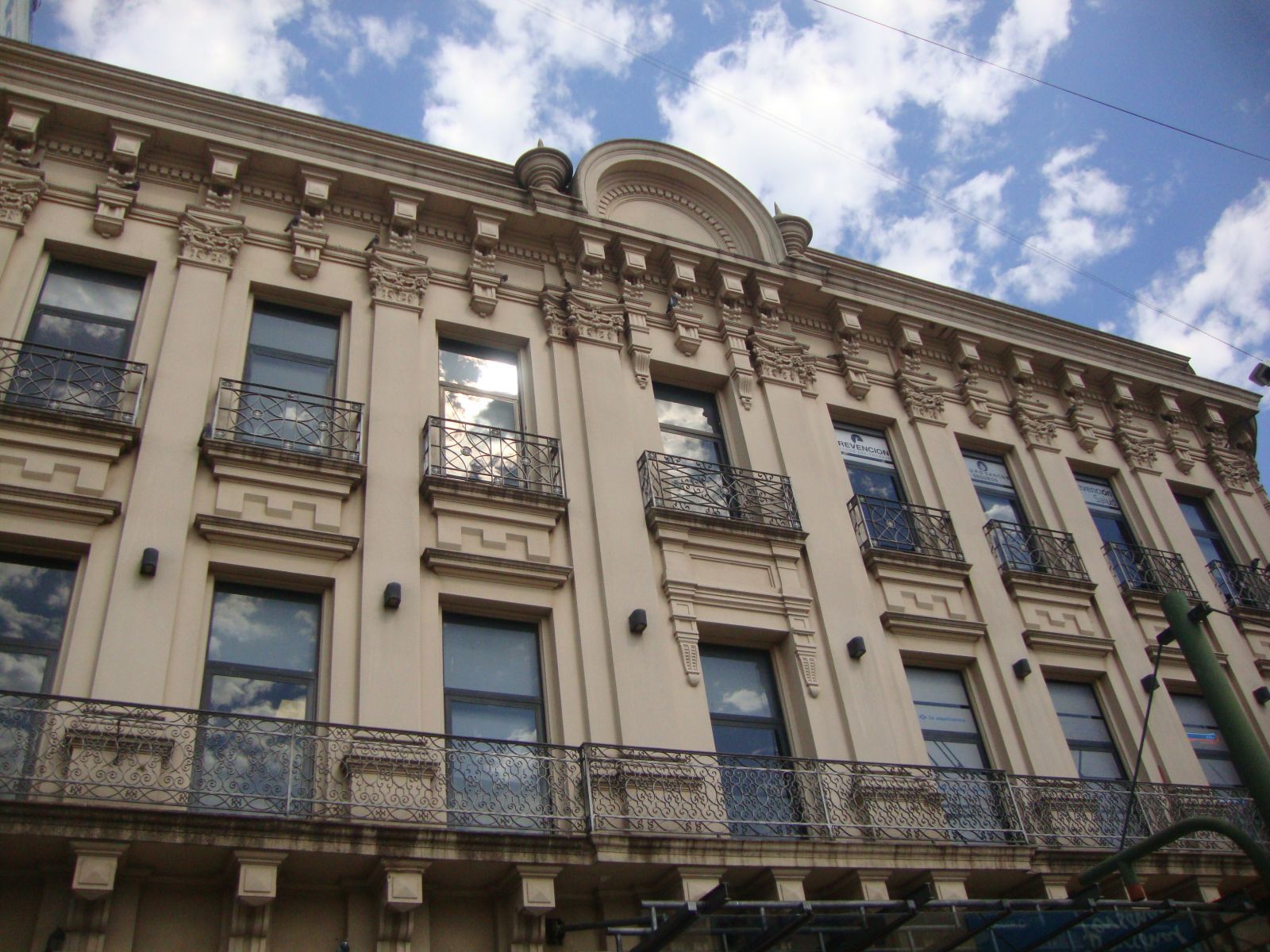 SAN MARTIN Y URQUIZA LOCAL Nº2
