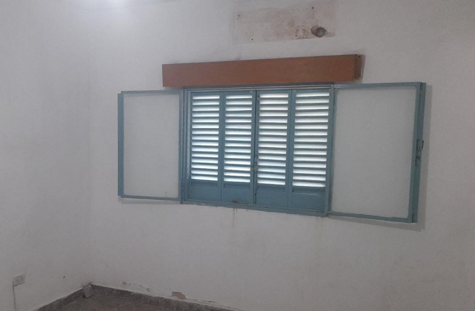 DEAN FUNES 1763