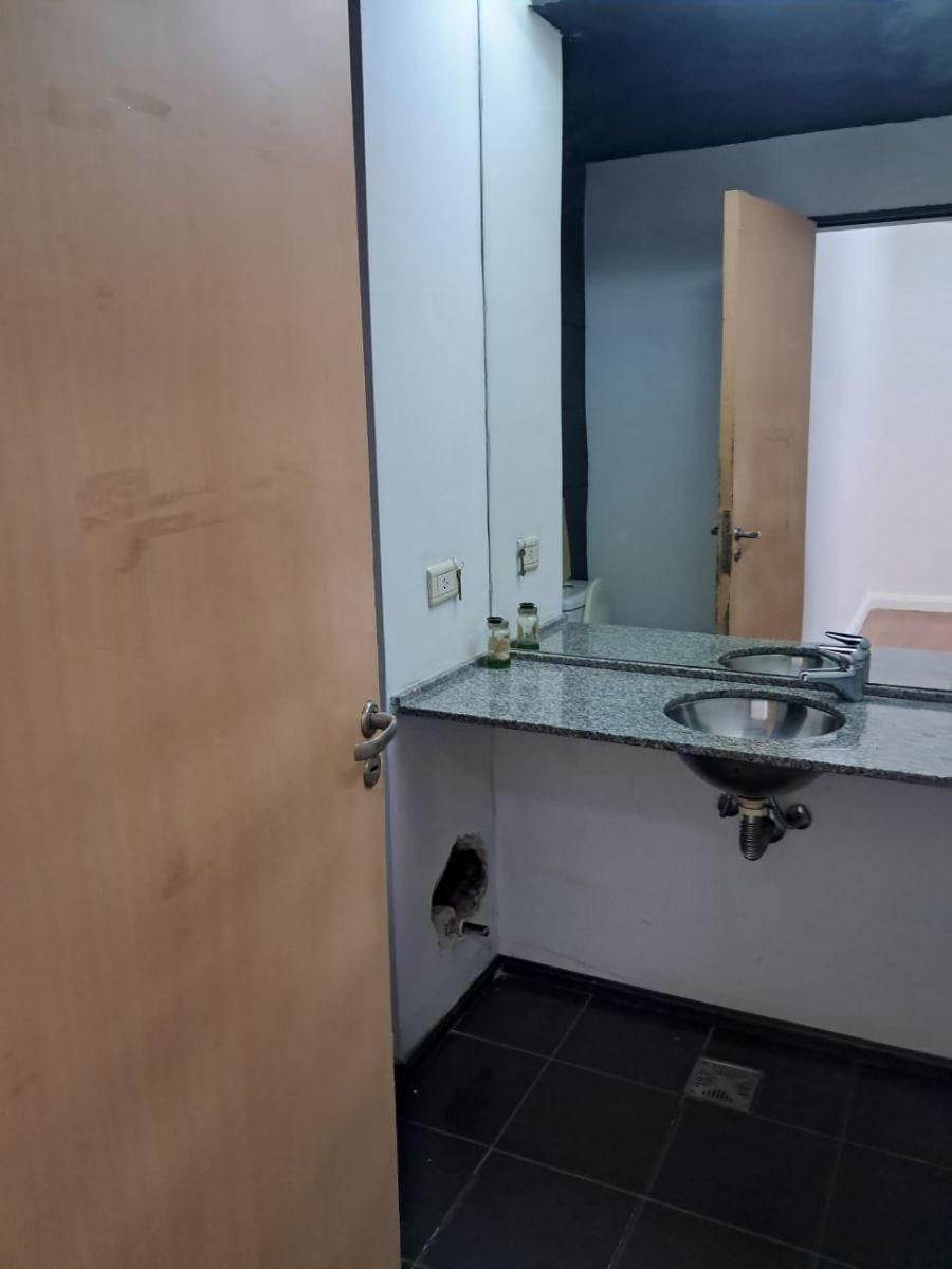 SAN MARTIN Y URQUIZA 906