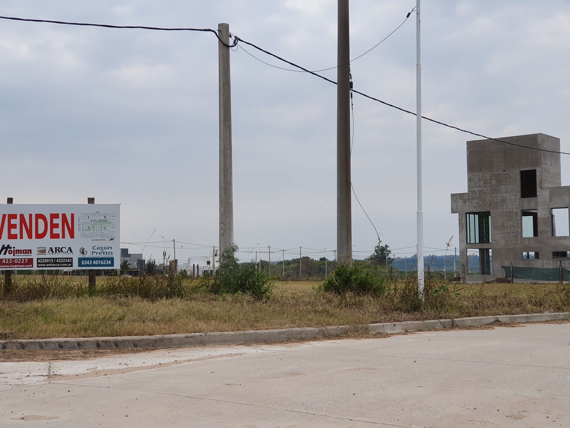 LOPEZ JORDAN y Etcheverria 