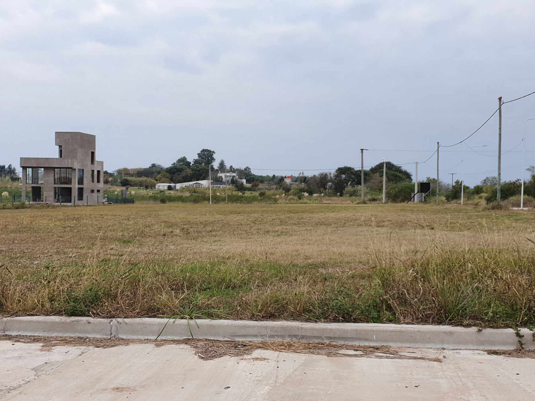 LOPEZ JORDAN y Etcheverria 