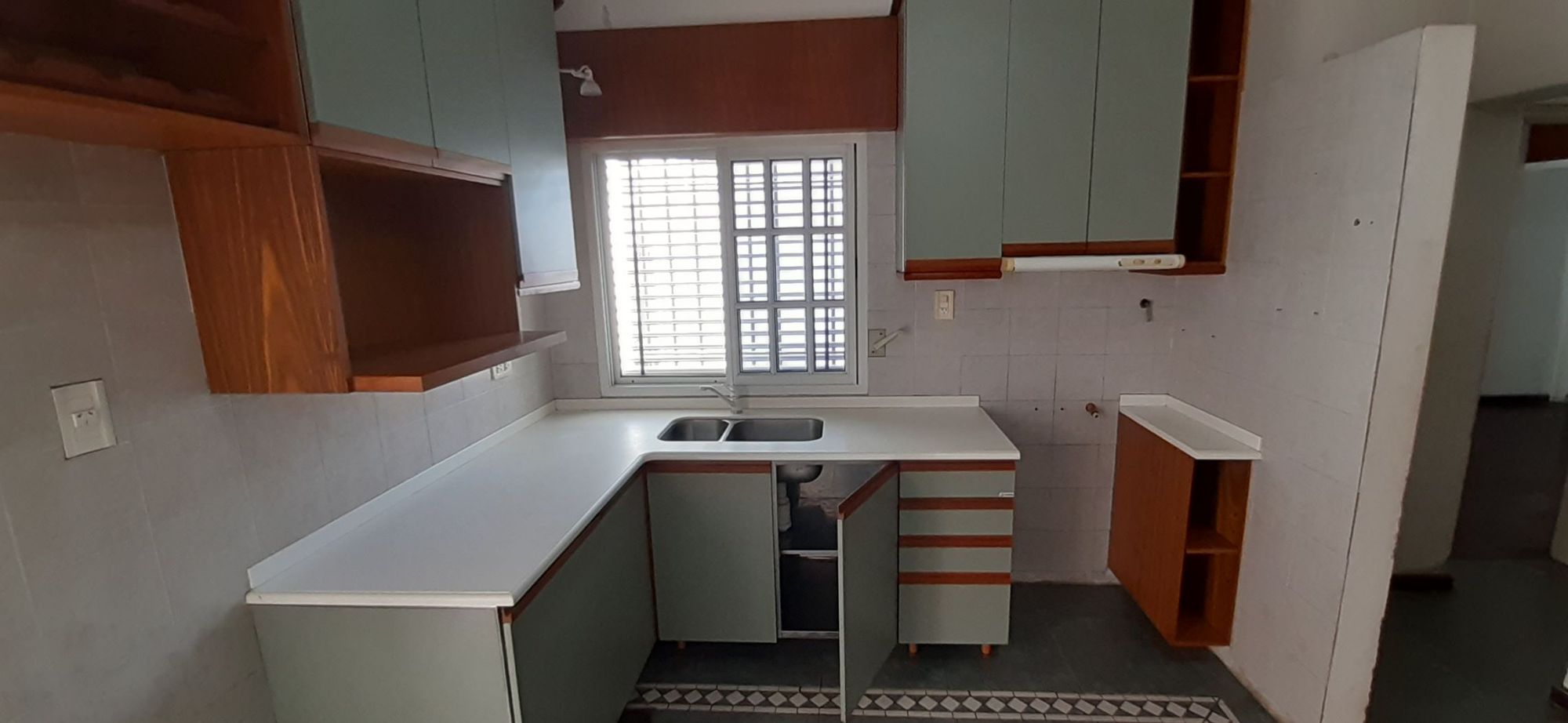 ALVARADO   GRAL. 1445